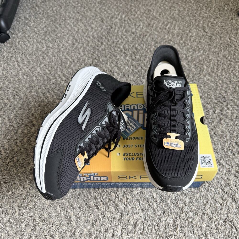 Skechers Hands Free Slip-ins GO RUN Consistent 2.0 Empowered sneakers 11 NEW